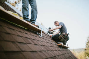 Local Roofers in Kincheloe, WV